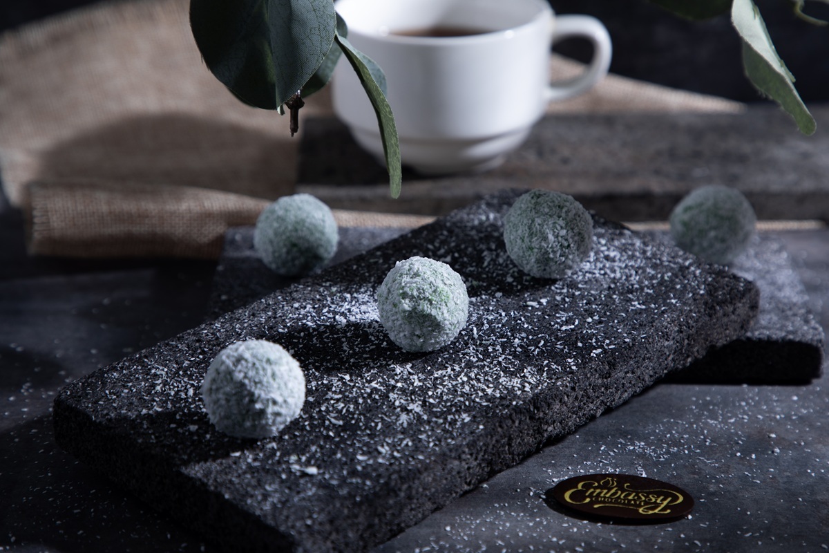 Truffle Gourmet dengan Embassy Truffle Shells