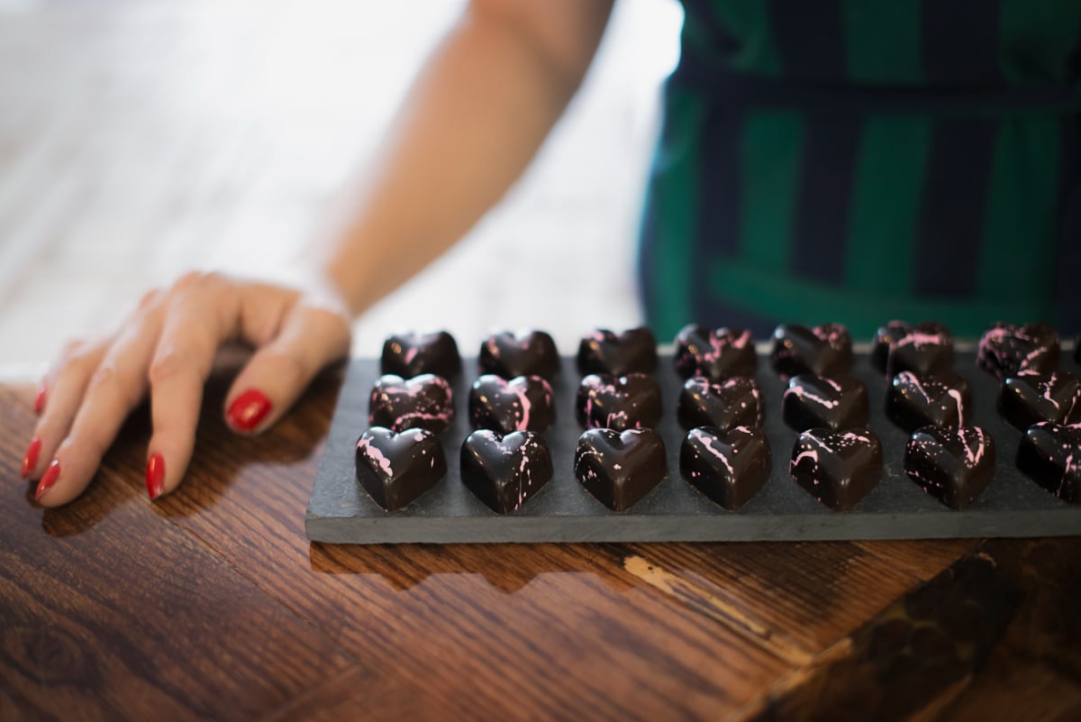 5 Cara Agar Coklat Tidak Lengket Di Cetakan
